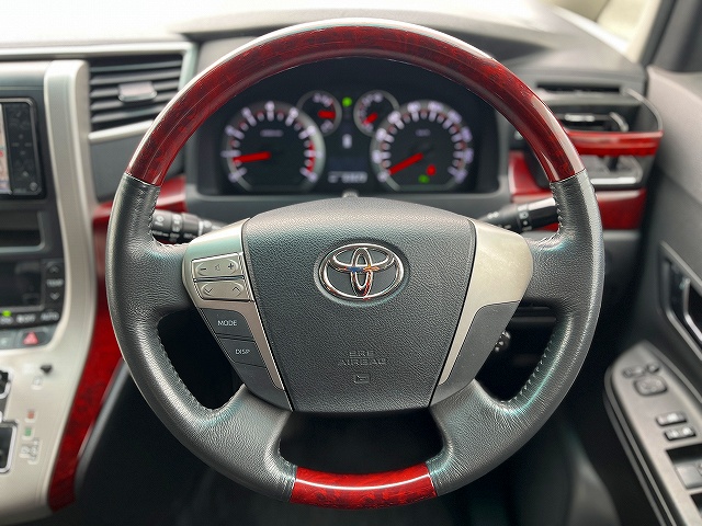 ヴェルファイア