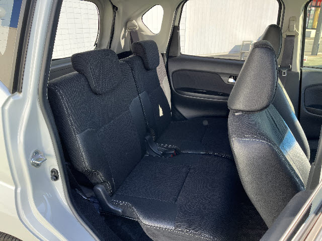 ムーヴカスタム