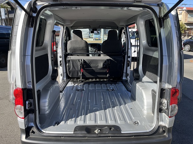 ＮＶ２００バネット