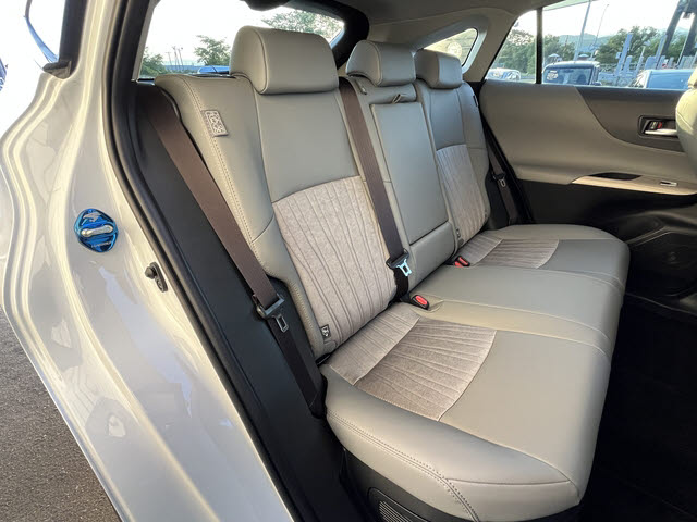 ハリアーハイブリッド