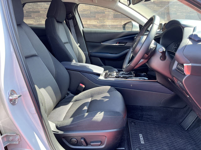 ＣＸ－３０