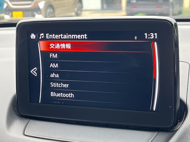 デミオ