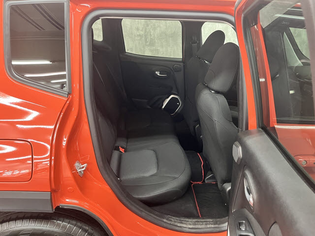 ジープレネゲード