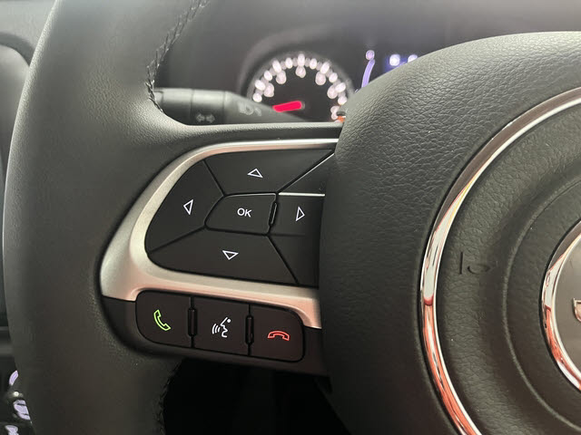 ジープレネゲード