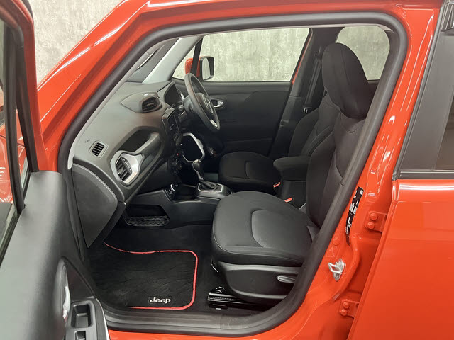 ジープレネゲード