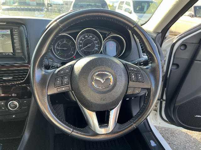 アテンザセダン