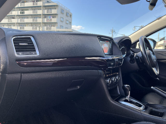 アテンザセダン