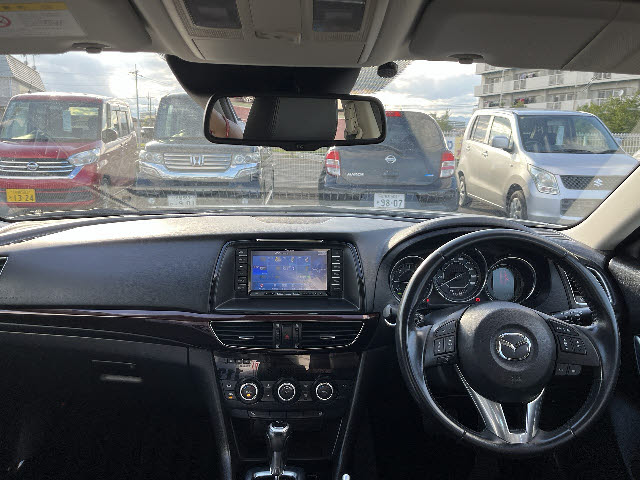 アテンザセダン