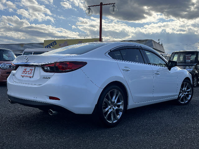 アテンザセダン