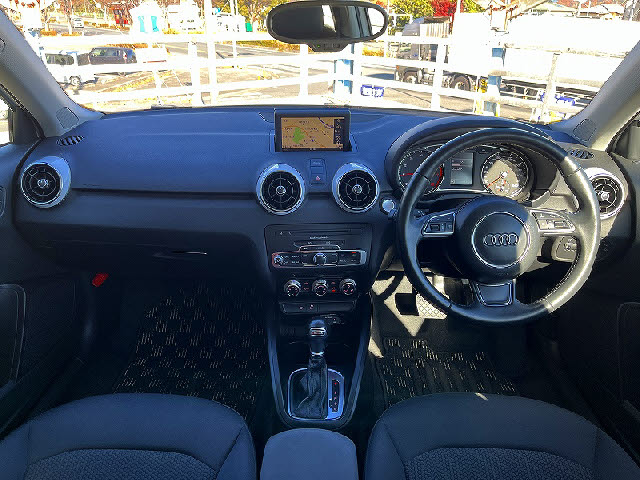 アウディーＡ１