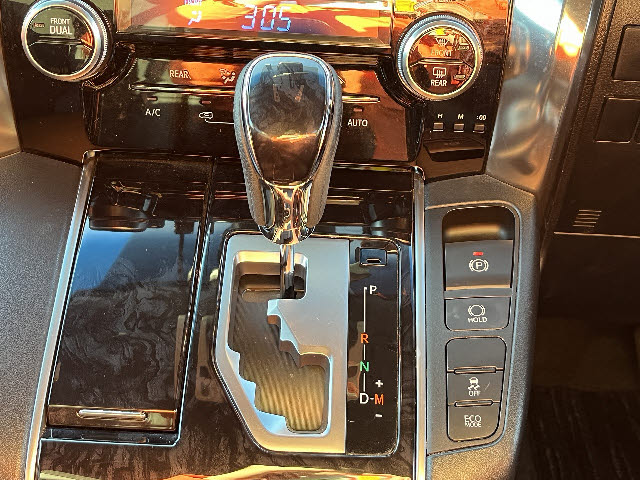 ヴェルファイア