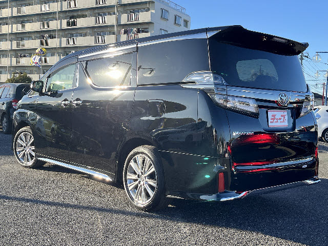 ヴェルファイア