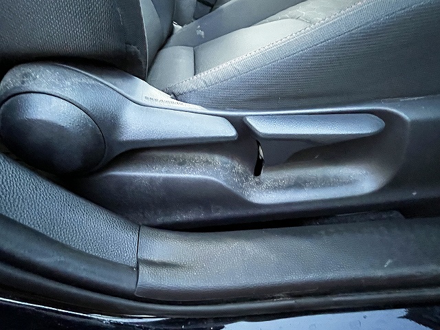 カローラスポーツ