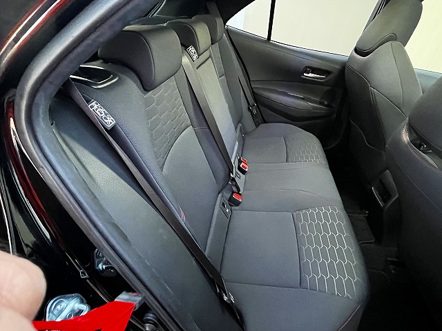 カローラスポーツ