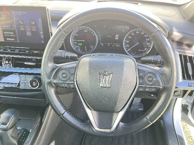 クラウンハイブリッド