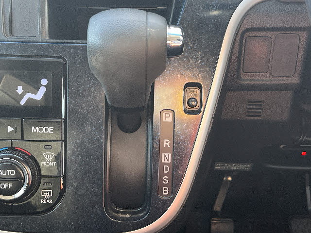 ムーヴカスタム