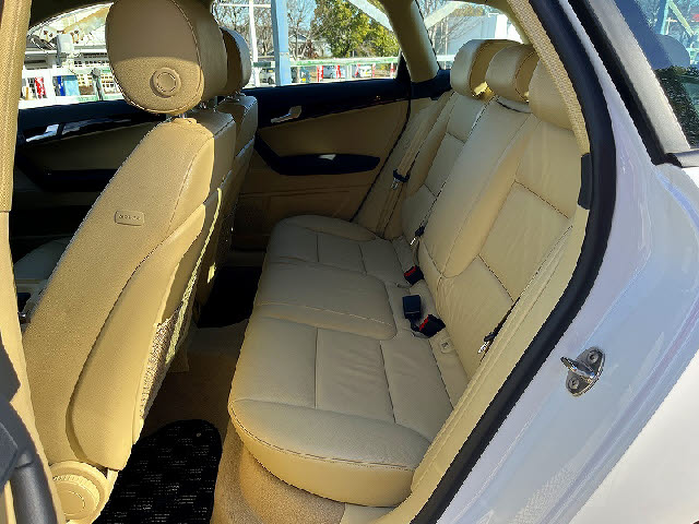 アウディーＡ３