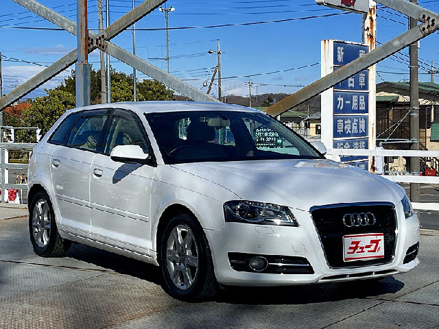 アウディーＡ３