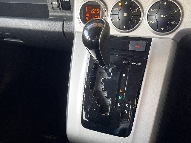 カローラルミオン