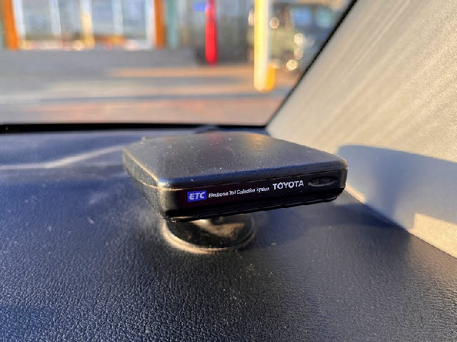 モビリオ_スパイク