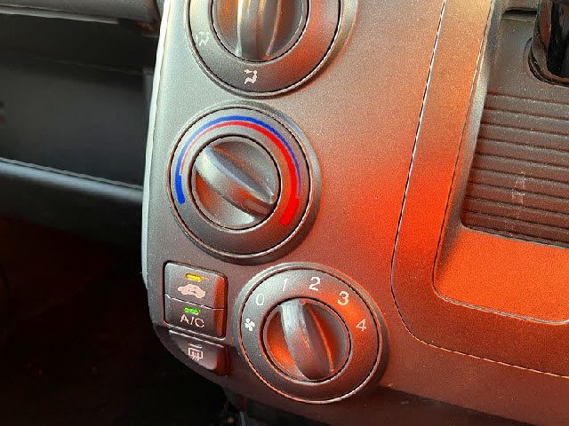 モビリオ_スパイク