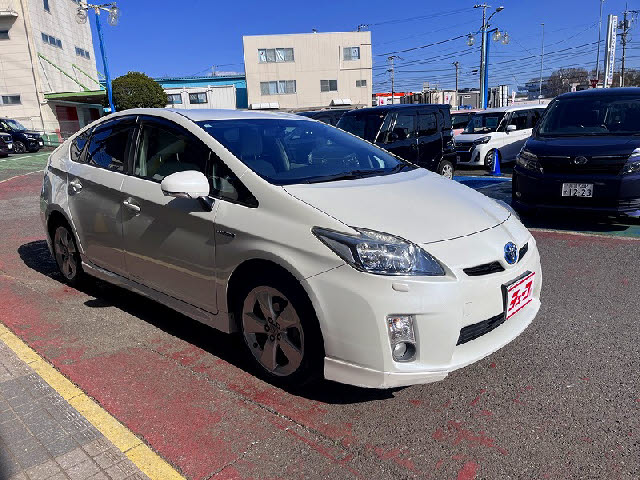 プリウス