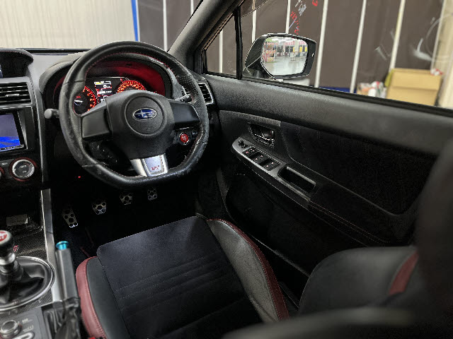 WRX_STI_革シート_SDナビ_LEDライト_6速MT