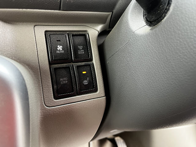 ＮＶ１００クリッパーリオ＿４ＷＤ＿シートヒーター