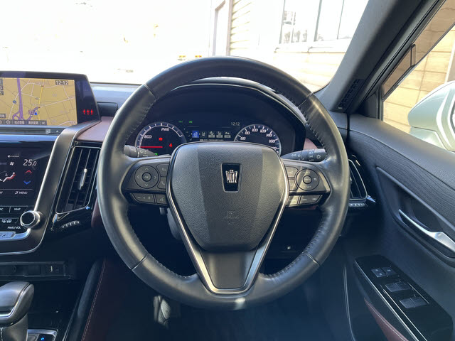 クラウンハイブリッド