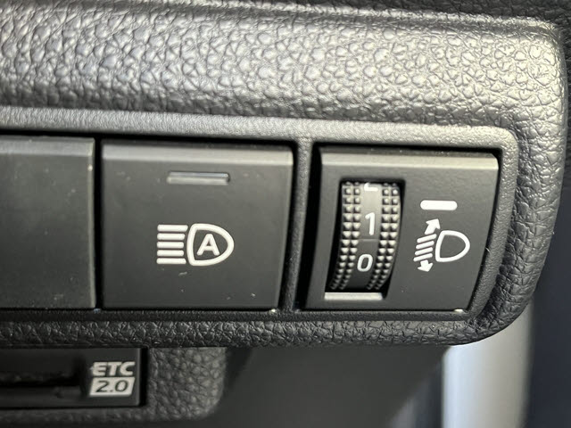 カローラスポーツ