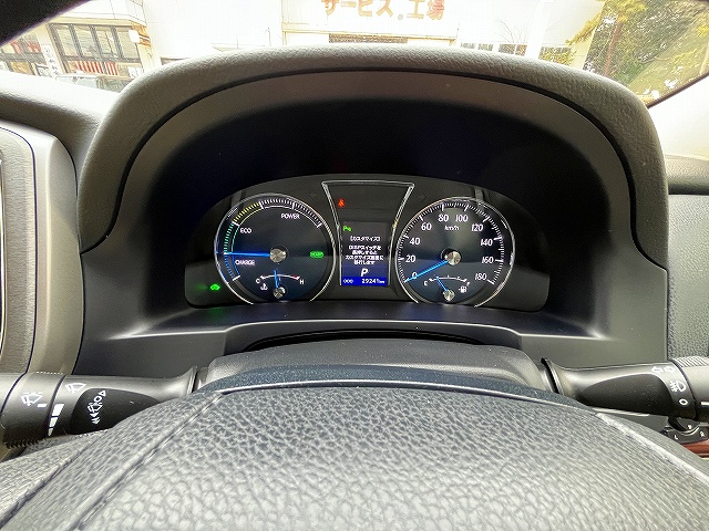 クラウンハイブリッド