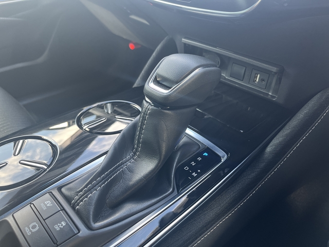 クラウンハイブリッド