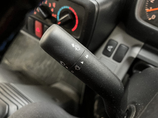 ダイナトラック