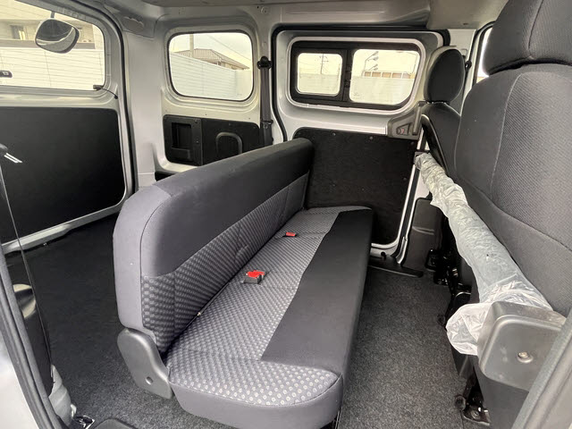ＮＶ２００バネット