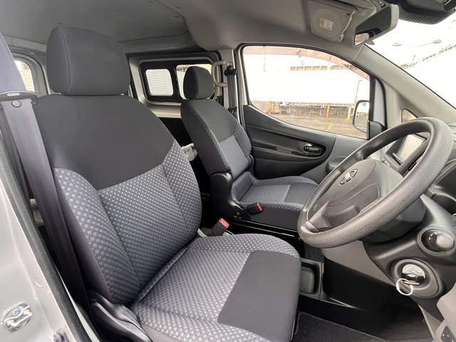 ＮＶ２００バネット