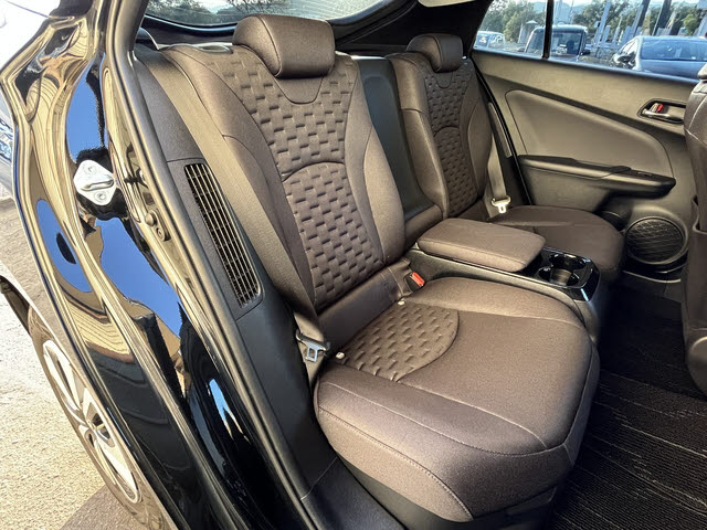 プリウスＰＨＶ