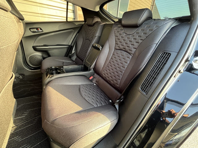 プリウスＰＨＶ