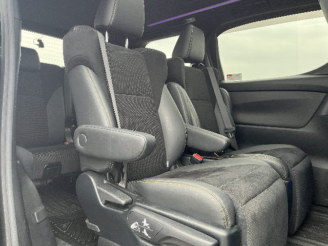 ヴェルファイア