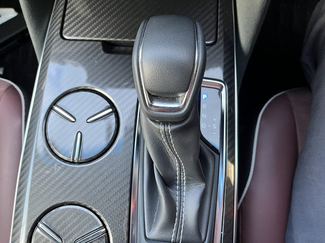 クラウンハイブリッド