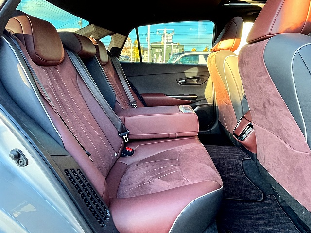 クラウンハイブリッド