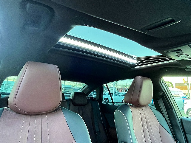 クラウンハイブリッド