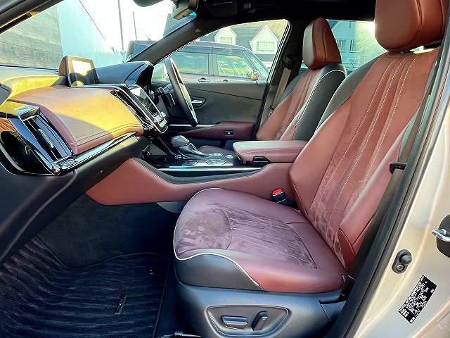 クラウンハイブリッド