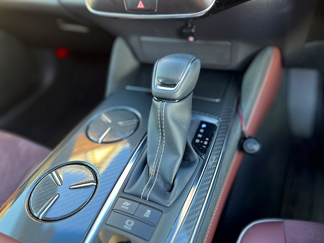 クラウンハイブリッド