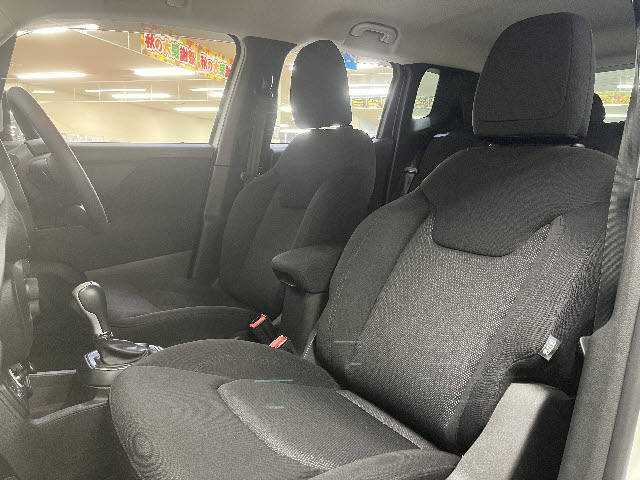 ジープレネゲード