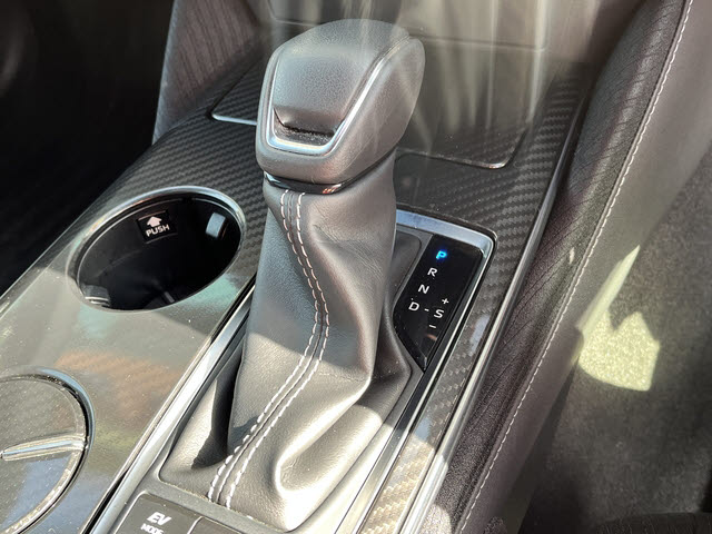 クラウンハイブリッド