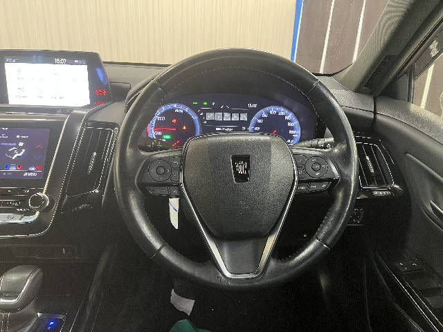 クラウンハイブリッド