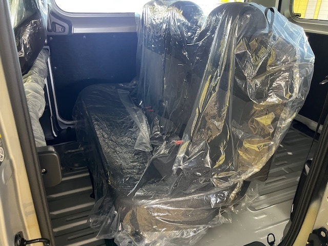 ＮＶ２００バネット