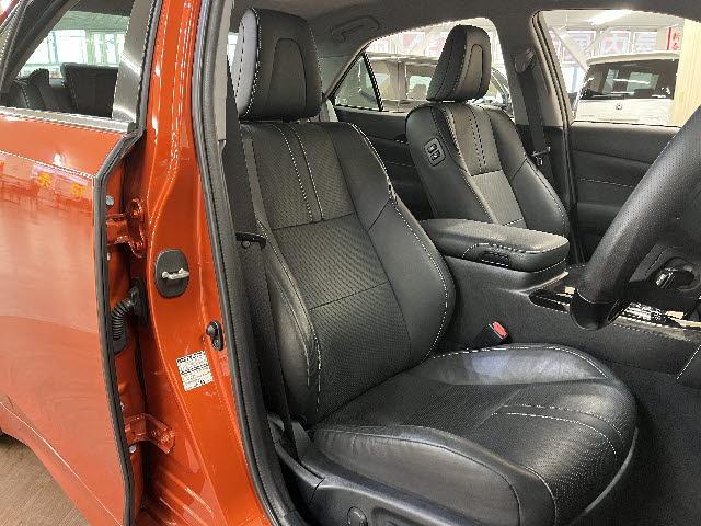 クラウンハイブリッド