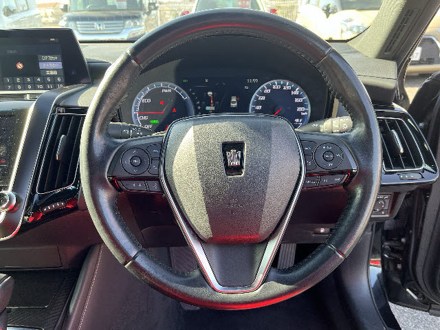 クラウンハイブリッド