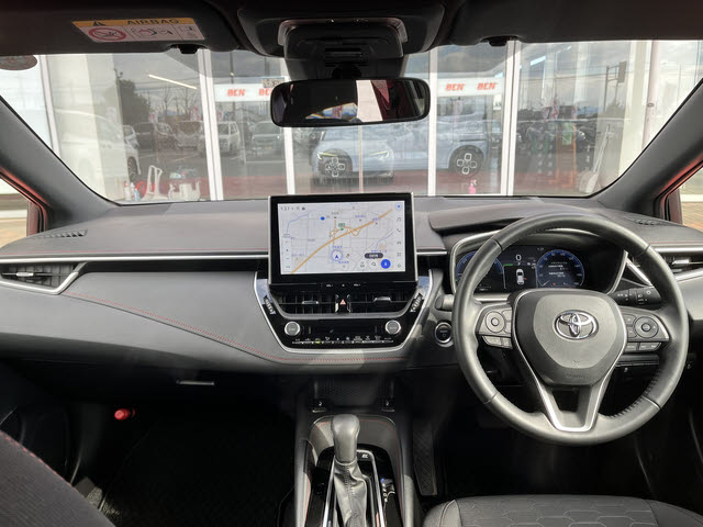 カローラスポーツ